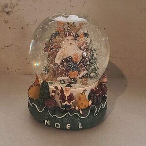 Christmas Snow Globe